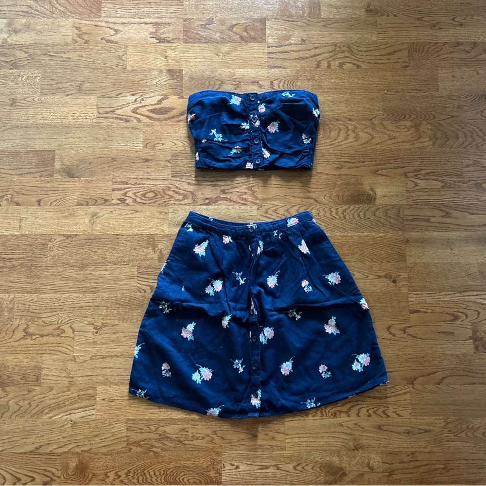 Abercrombie crop tube top and skirt set Navy Blue Floral smock mini Button Front